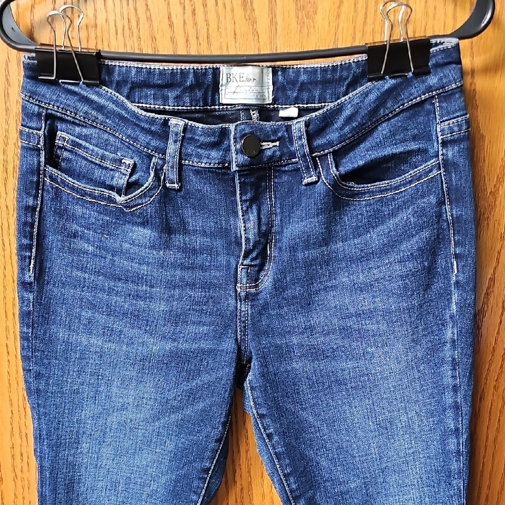 BKE Women's Dark Blue Skinny Jeans Size 27R